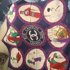 Vintage late '80s Chanel scarf